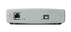 PicoLog CM3 后面板 图像显示了 PicoLog CM3 的后面板,显示了以太网和 USB 端口